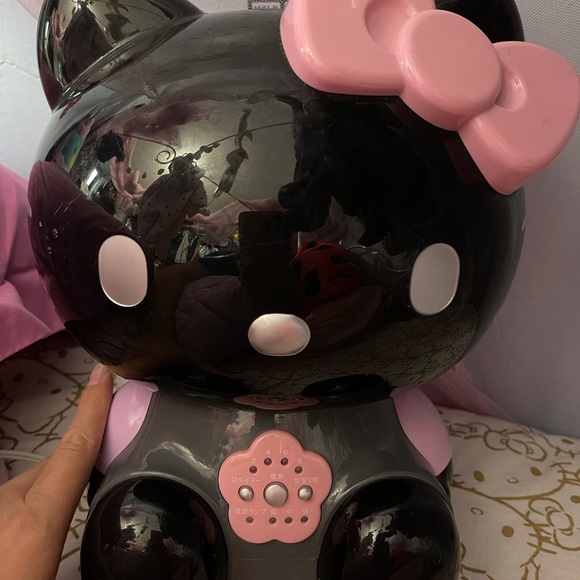 Hello kitty black humidifier